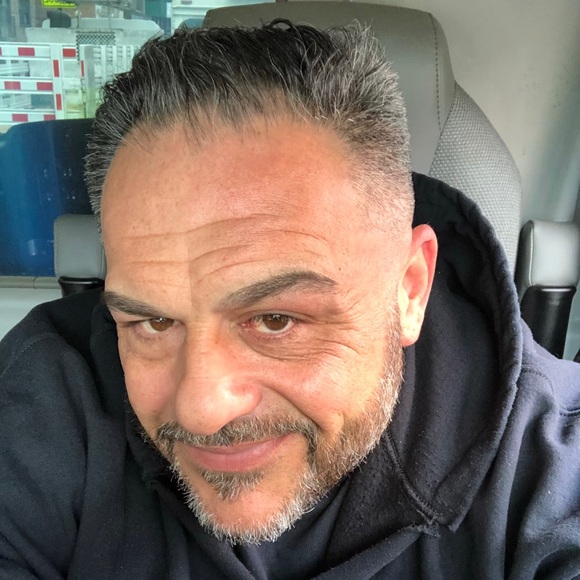 Meet your Posher, Peter - Picture 1 of 1